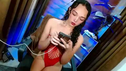 Snapshot of curybb_hanna19 chatting on 05.13.26 BBY CURLYHANNA online show from 05.13.26