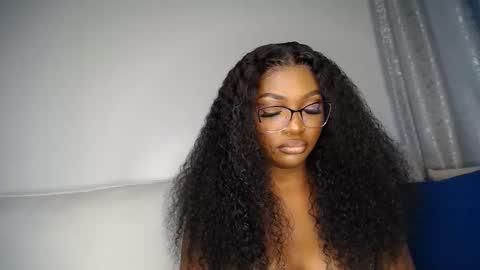 Liya online show from 04.05.26