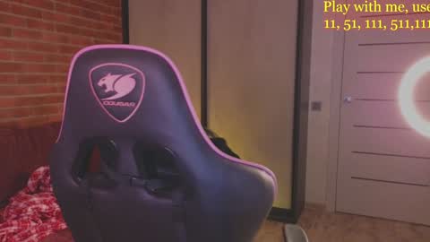 Snapshot of cute_darina chatting on 12.24.24 Everyday stream in the same time online show from 12.24.24