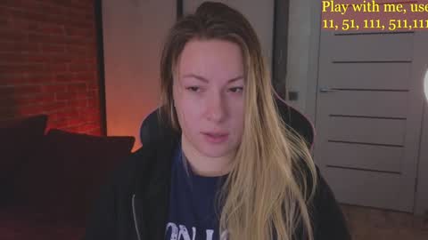 Snapshot of cute_darina chatting on 12.25.24 Everyday stream in the same time online show from 12.25.24