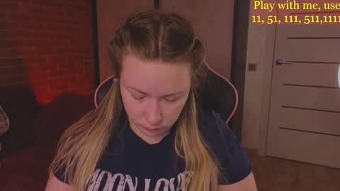 Snapshot of cute_darina chatting on 02.21.25 Everyday stream in the same time online show from 02.21.25