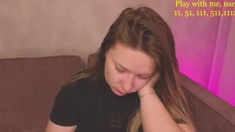 Snapshot of cute_darina chatting on 10.30.25 Everyday stream in the same time online show from 10.30.25