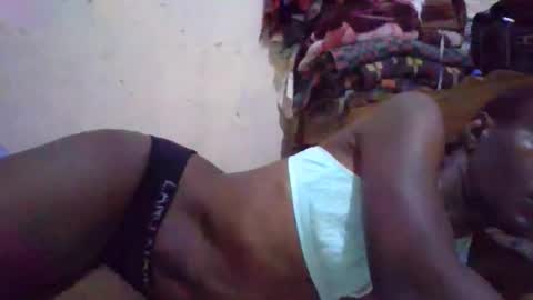 Snapshot of cute_divah4 chatting on 11.11.25 cute_divah4 online show from 11.11.25