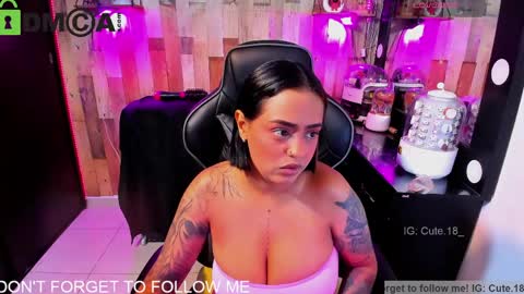    Independent Model online show from 04.21.26