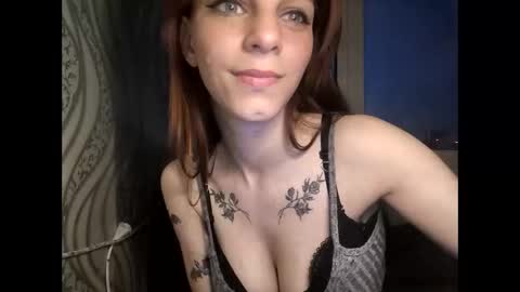 cute_foxis online show from 05.13.26