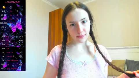 cute_nana2 online show from 04.20.26