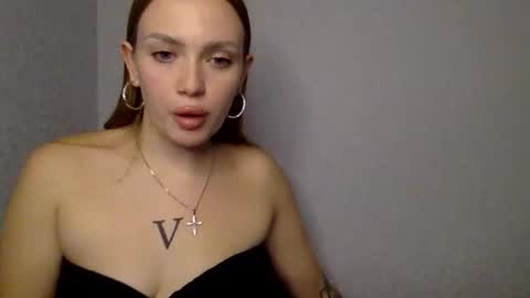 cute_shy06 online show from 12.01.25