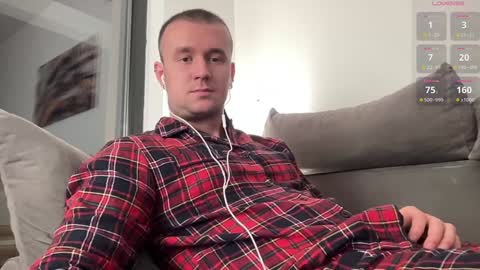 Snapshot of cute_skywalker chatting on 01.23.25 cute_skywalker online show from 01.23.25