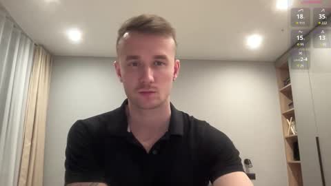 Snapshot of cute_skywalker chatting on 11.28.25 cute_skywalker online show from 11.28.25