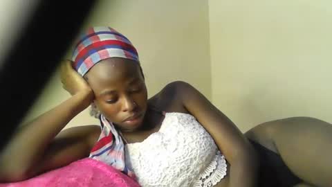 cute_sonny online show from 12.04.25