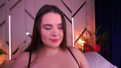 Amber online show from 12.19.25