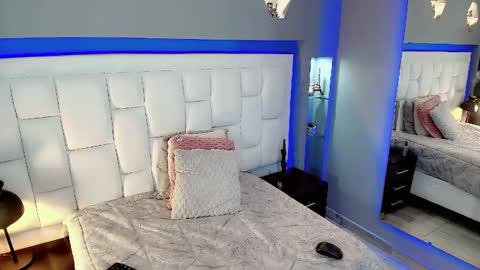 CuteArii online show from 01.31.25