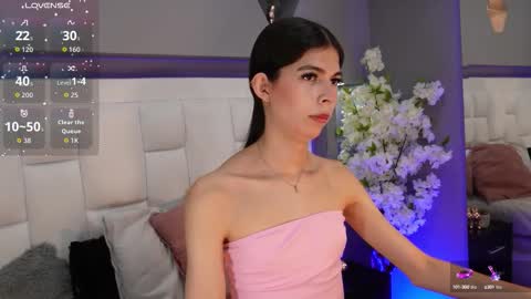 CuteArii online show from 10.13.25