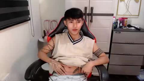 Snapshot of cuteasiancock98 chatting on 05.16.26 Steph online show from 05.16.26