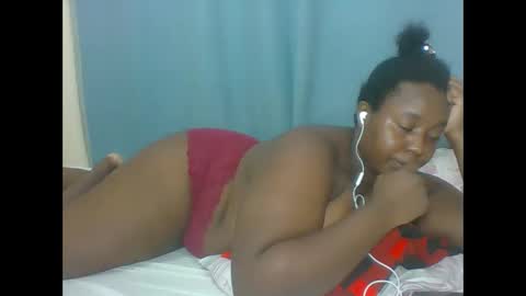 Snapshot of cuteaurel chatting on 04.18.26 AURELIA online show from 04.18.26
