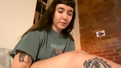 Snapshot of cuteballoons chatting on 02.02.25 CuteBalloons online show from 02.02.25