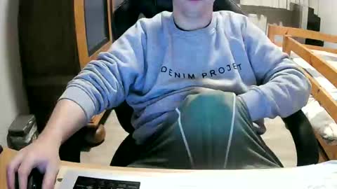 Cuteboy090 online show from 04.16.26