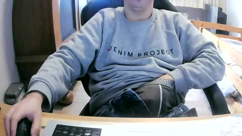 Cuteboy090 online show from 04.18.26