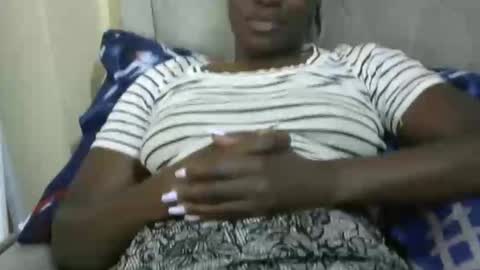 Snapshot of cutebrownie1998 chatting on 03.08.26 VALLARY online show from 03.08.26