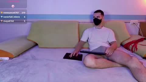 Snapshot of cutedodo chatting on 01.05.25 Tory and Leon online show from 01.05.25