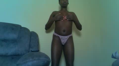 Snapshot of cuteebony16 chatting on 06.08.26 tawi online show from 06.08.26
