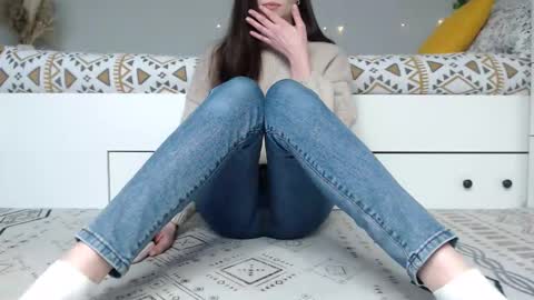 Snapshot of cuteemouse chatting on 02.04.26 Anna online show from 02.04.26