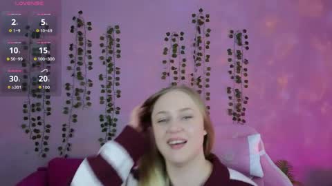 Snapshot of cutefever chatting on 05.17.26 Amyy online show from 05.17.26