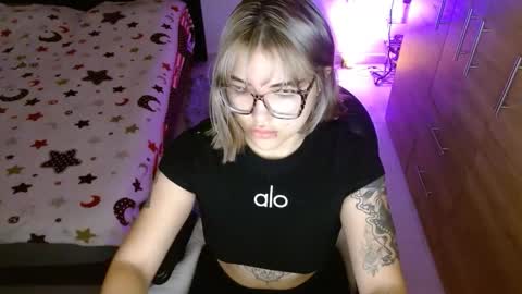 isabella online show from 03.03.26