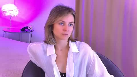 cutemirage online show from 10.22.25