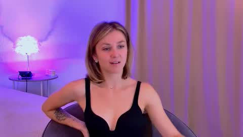 cutemirage online show from 10.29.25