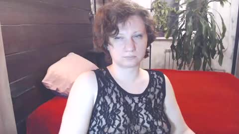 Snapshot of cutemoan chatting on 07.19.26 Rita online show from 07.19.26