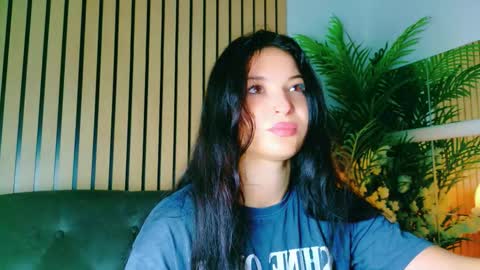 Snapshot of cuteness__girl chatting on 09.16.25 cuteness__girl online show from 09.16.25