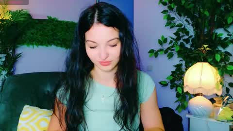 Snapshot of cuteness__girl chatting on 09.20.25 cuteness__girl online show from 09.20.25