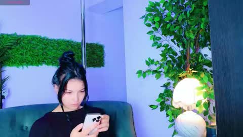 Snapshot of cuteness__girl chatting on 10.03.25 cuteness__girl online show from 10.03.25