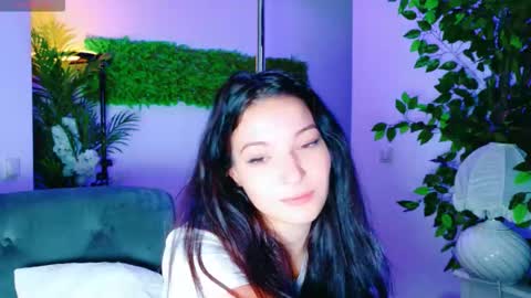 Snapshot of cuteness__girl chatting on 10.26.25 cuteness__girl online show from 10.26.25