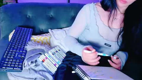 Snapshot of cuteness__girl chatting on 12.04.25 cuteness__girl online show from 12.04.25