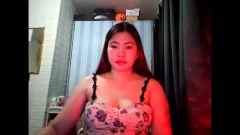 Snapshot of cutest_pinay chatting on 01.06.26 Genda online show from 01.06.26