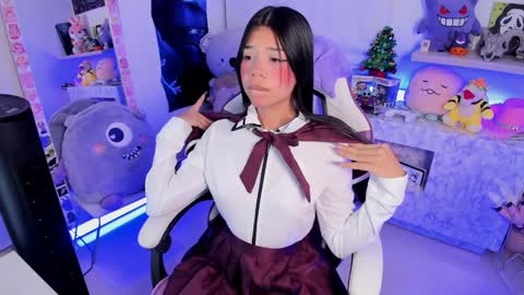  - independent model online show from 12.11.24