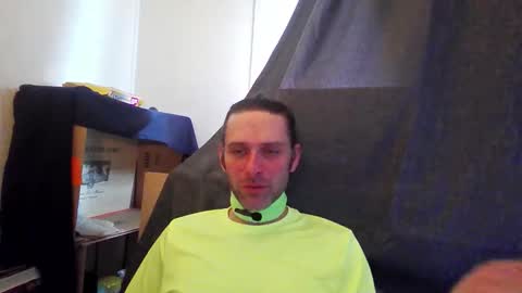 Snapshot of cuteteddybare chatting on 04.22.26 cuteteddybare online show from 04.22.26