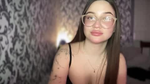 CuteAnn online show from 12.22.25