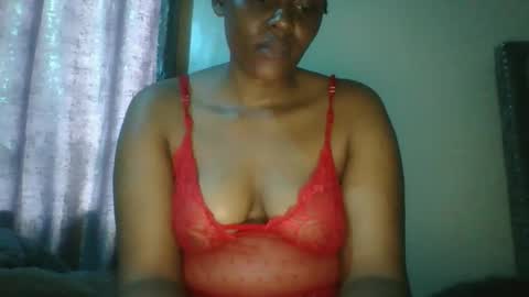 Snapshot of cutezarina chatting on 05.27.26 cutezarina online show from 05.27.26