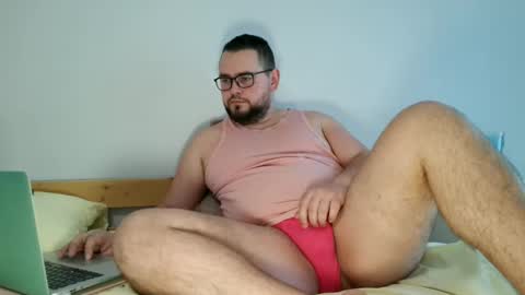 Snapshot of cutie_ben chatting on 02.27.25 Ben hot video on page online show from 02.27.25