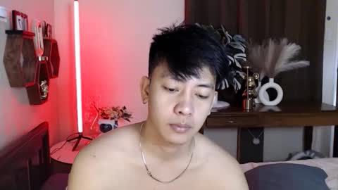 Neil Taylor online show from 02.03.26