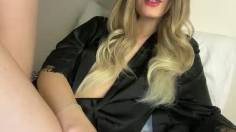 Snapshot of cutie_n111 chatting on 04.07.26 Call me cutie online show from 04.07.26