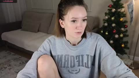 Snapshot of cutie_naughty_girl chatting on 01.09.26 Kate online show from 01.09.26