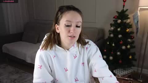 Snapshot of cutie_naughty_girl chatting on 01.15.26 Kate online show from 01.15.26