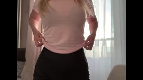 Snapshot of cutiee_chloe chatting on 03.30.26 Chloe online show from 03.30.26