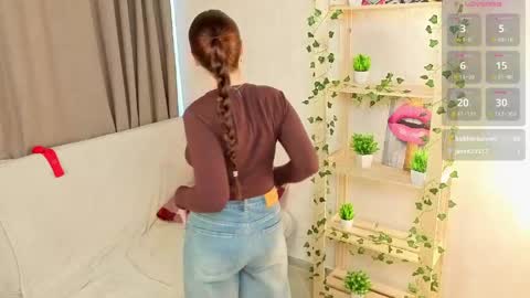 Snapshot of cutierudy chatting on 05.18.26 Hello im Rudy online show from 05.18.26