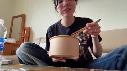 Snapshot of cutiiepie69 chatting on 05.29.26 squirt queen Jasmine next stream 1 may online show from 05.29.26