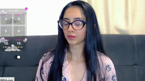 Snapshot of cutte_kitty_ chatting on 08.09.26 miss ari online show from 08.09.26
